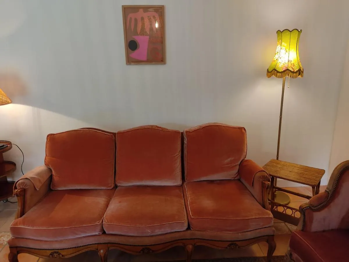 Maison, Calme Avec Cheminee. Botmeur France